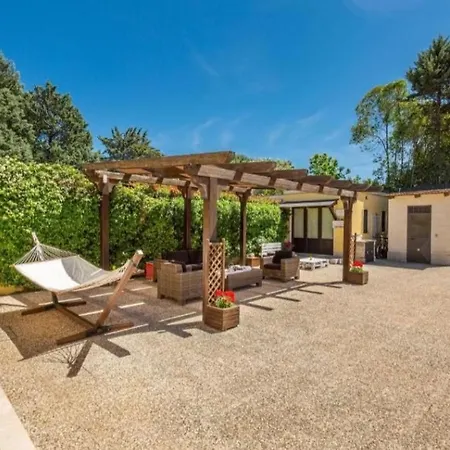Villa Dosagiri Con Piscina *